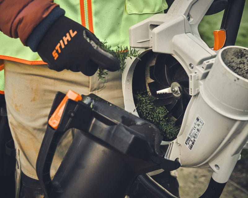 STIHL SHA 140 Cordless Vacuum Shredder