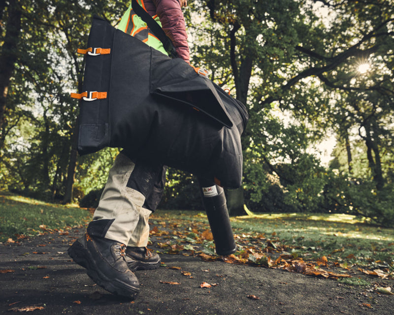 STIHL SHA 140 Cordless Vacuum Shredder
