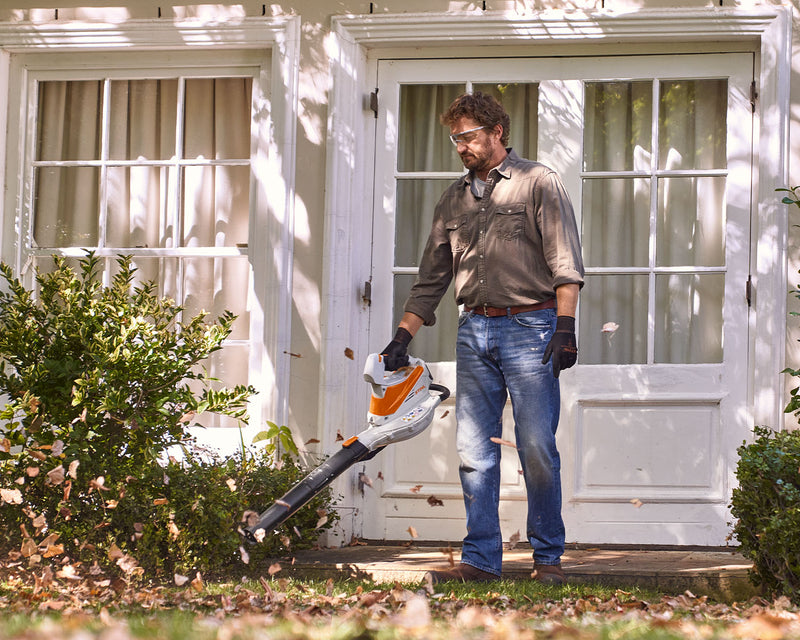 SHA56 leaf blower