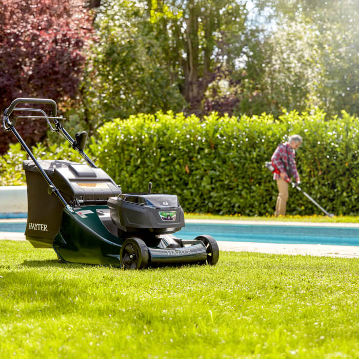 Hayter Harrier 56 Cordless Lawnmower