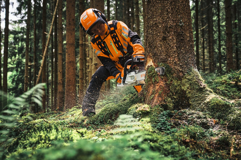 STIHL MS 300 C-M Chainsaw