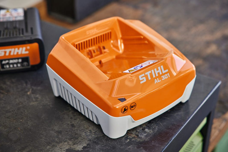 STIHL AL301 Charger