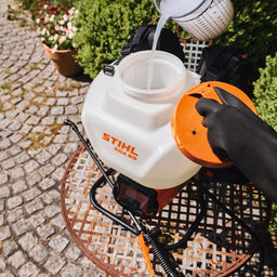 STIHL SGA60 Cordless Sprayer