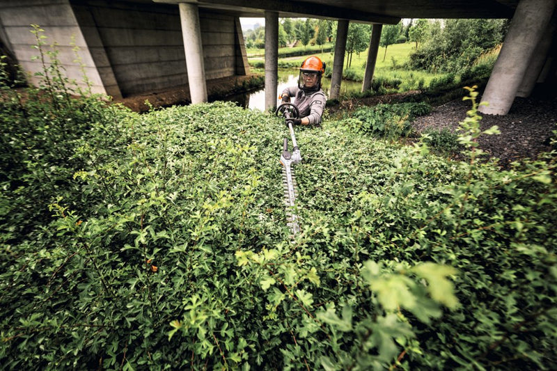 STIHL HLA140B Cordless Long-Reach Hedge Trimmer