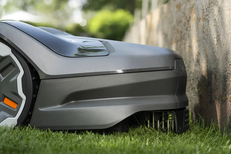 Husqvarna Automower 405XE NERA Robotic Lawnmower