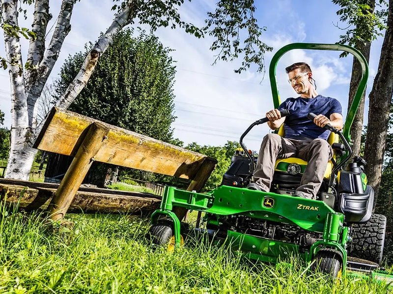 John Deere Z955R Ztrak™ Mower