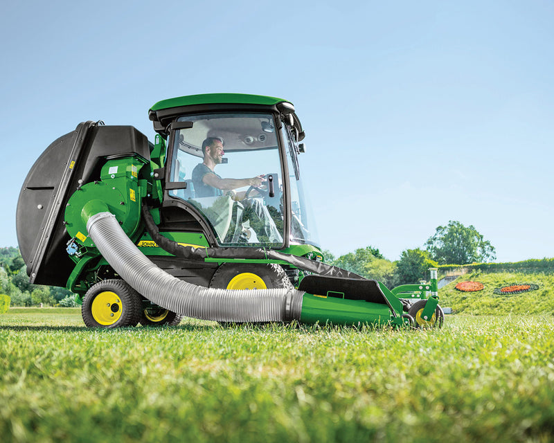 John Deere 1500 Series Front Rotary Mowers with ComfortCabs