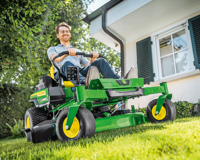 John Deere Z320M ZTrak™ Mower