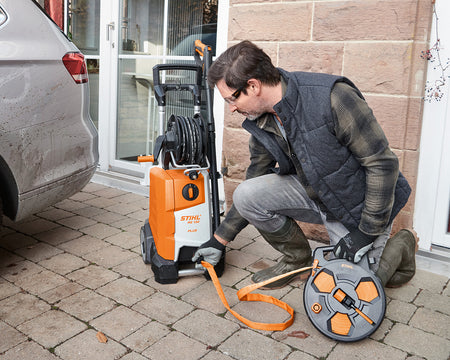 Pressure washer for car