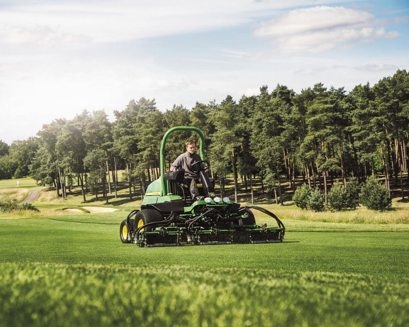 John Deere 7700A PrecisionCut Fairway Mower Ripon Family