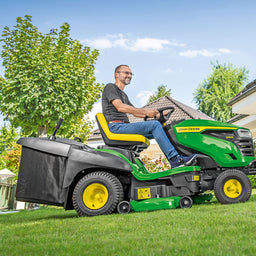 X167R collection lawn tractor