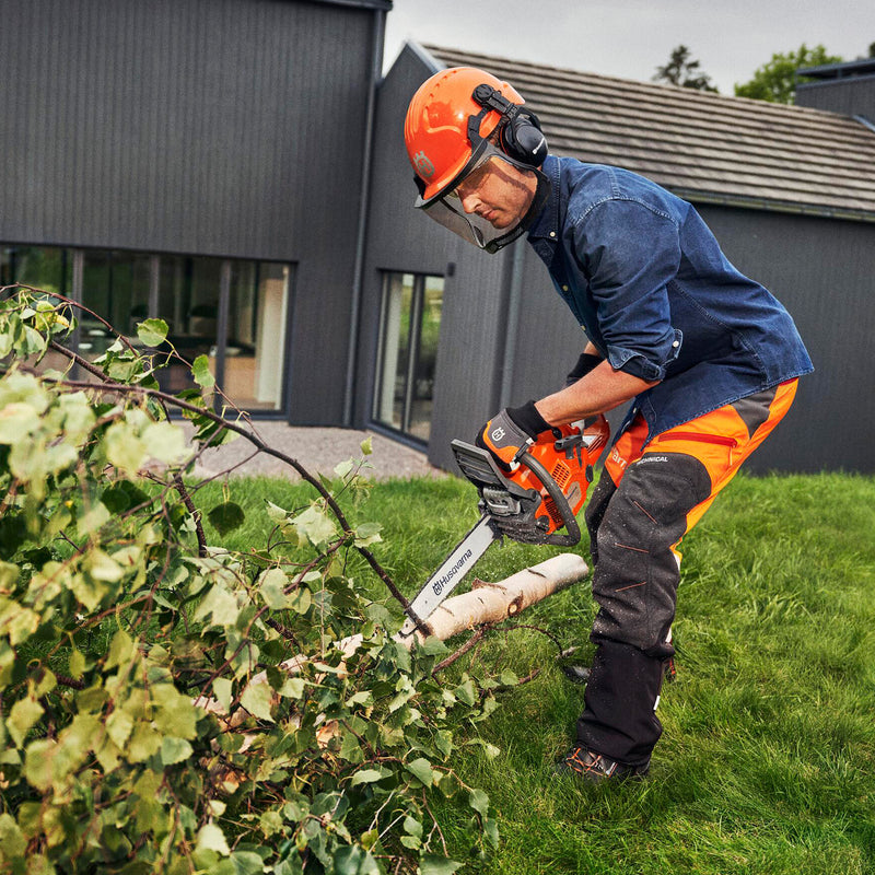 Husqvarna 130 Cutting