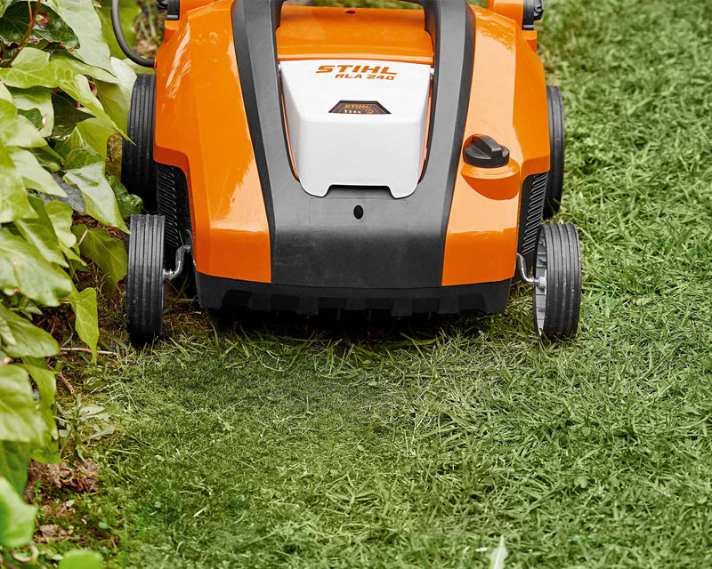 STIHL RLA240 Cordless Lawn Scarifier Ripon Family